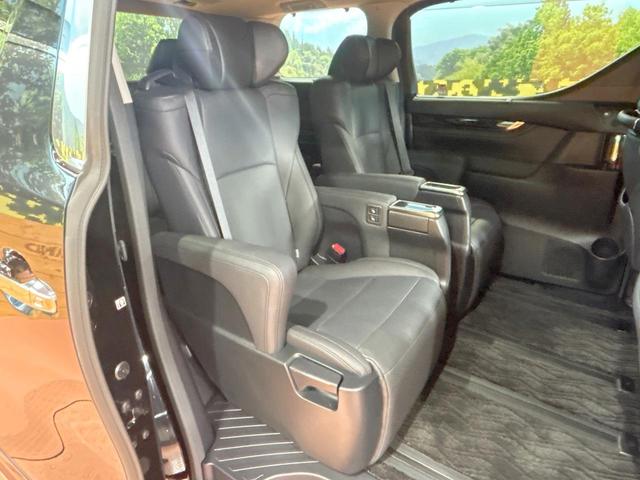 アルファード ２．５Ｓ　Ｃパッケージ　禁煙車　サンルーフ　モデリスタ　後席モニター　１０型ナビ　ＪＢＬサウンド　全周囲カメラ　両側パワスラ　レーダークルーズ　シートベンチレーション　デジタルミラー　ＣＤ＆ＤＶＤ　ブラインドスポットモニター（10枚目）