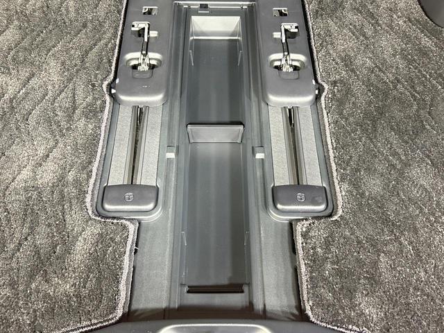 アルファード ２．５Ｓ　Ｃパッケージ　禁煙車　サンルーフ　モデリスタ　後席モニター　１０型ナビ　ＪＢＬサウンド　全周囲カメラ　両側パワスラ　レーダークルーズ　シートベンチレーション　デジタルミラー　ＣＤ＆ＤＶＤ　ブラインドスポットモニター（75枚目）