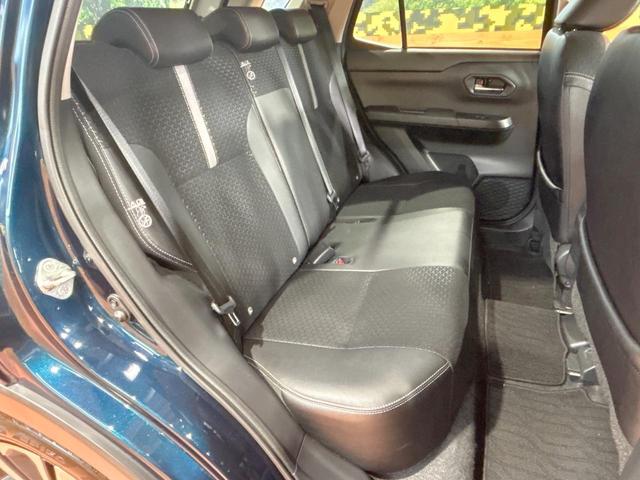 ロッキー プレミアムＧ　禁煙車　９型ナビ　全周囲カメラ　レーダークルーズ　ブラインドスポットモニター　ＬＥＤヘッド　オートハイビーム　ハーフレザー　シートヒーター　ＥＴＣ　クリアランスソナー　オートエアコン　スマートキー（10枚目）