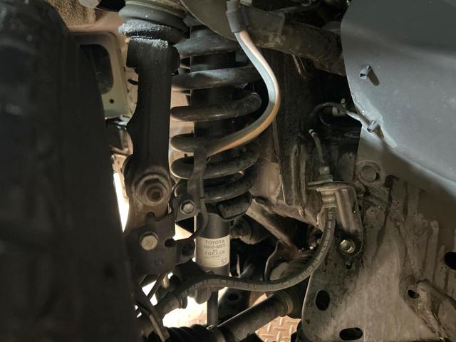 ランドクルーザープラド ＴＸ　Ｌパッケージ　マットブラックエディション　禁煙車　サンルーフ　９型ナビ　フルセグ　ルーフレール　トヨタセーフティセンス　レーダークルーズ　ＬＥＤヘッドライト　シートベンチレーション　純正１８インチＡＷ　パワーシート　バックカメラ　ＥＴＣ（23枚目）