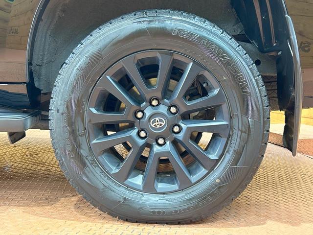 ランドクルーザープラド ＴＸ　Ｌパッケージ　マットブラックエディション　禁煙車　サンルーフ　９型ナビ　フルセグ　ルーフレール　トヨタセーフティセンス　レーダークルーズ　ＬＥＤヘッドライト　シートベンチレーション　純正１８インチＡＷ　パワーシート　バックカメラ　ＥＴＣ（24枚目）