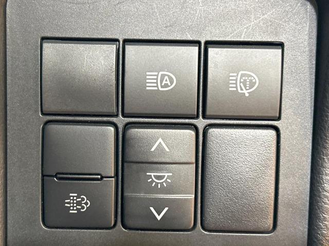 ランドクルーザープラド ＴＸ　Ｌパッケージ　マットブラックエディション　禁煙車　サンルーフ　９型ナビ　フルセグ　ルーフレール　トヨタセーフティセンス　レーダークルーズ　ＬＥＤヘッドライト　シートベンチレーション　純正１８インチＡＷ　パワーシート　バックカメラ　ＥＴＣ（41枚目）