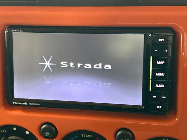 ＦＪクルーザー ベースグレード　禁煙車　バンパーガード　ルーフレール　ＳＤナビ　フルセグ　リアコーナーセンサー　ＥＴＣ　Ｂｌｕｅｔｏｏｔｈ再生　Ａ－ＴＲＡＣ　キーレスエントリー　リアフォグランプ　１７インチアルミホイール（3枚目）