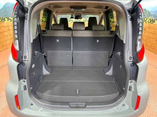 シエンタ ハイブリッドＺ　禁煙車　後席モニター　１０型ナビ　全周囲カメラ　両側電動ドア　レーダークルーズ　シートヒーター　ＡＣ１００Ｖ　ステアリングヒーター　ＥＴＣ　ドラレコ　オートハイビーム　ブラインドスポットモニター（12枚目）