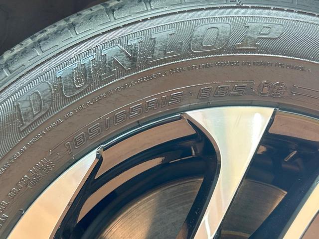 シエンタ ハイブリッドＺ　禁煙車　後席モニター　１０型ナビ　全周囲カメラ　両側電動ドア　レーダークルーズ　シートヒーター　ＡＣ１００Ｖ　ステアリングヒーター　ＥＴＣ　ドラレコ　オートハイビーム　ブラインドスポットモニター（32枚目）