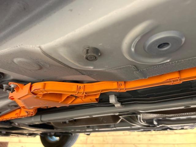 シエンタ ハイブリッドＺ　禁煙車　後席モニター　１０型ナビ　全周囲カメラ　両側電動ドア　レーダークルーズ　シートヒーター　ＡＣ１００Ｖ　ステアリングヒーター　ＥＴＣ　ドラレコ　オートハイビーム　ブラインドスポットモニター（44枚目）