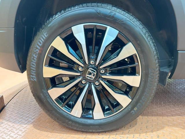 ＷＲ－Ｖ Ｚ＋　禁煙　純正８型ナビ　レーダークルーズコントロール　ＥＴＣ　コーナーセンサー　バックカメラ　パドルシフト　フルセグ　ＬＥＤヘッドライト　純正１７インチアルミ　Ｂｌｕｅｔｏｏｔｈ　ステアリングリモコン（28枚目）