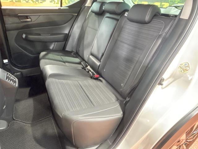 ＷＲ－Ｖ Ｚ＋　禁煙　純正８型ナビ　レーダークルーズコントロール　ＥＴＣ　コーナーセンサー　バックカメラ　パドルシフト　フルセグ　ＬＥＤヘッドライト　純正１７インチアルミ　Ｂｌｕｅｔｏｏｔｈ　ステアリングリモコン（30枚目）