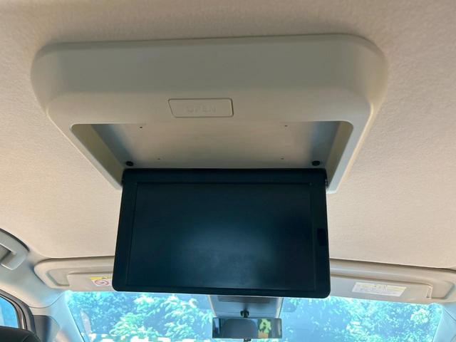 セレナ ハイウェイスターＶ　禁煙車　後席モニター　両側パワスラ　１２型ナビ　全周囲カメラ　プロパイロット　ブラインドスポットモニター　シートヒーター　インテリジェントミラー　ＥＴＣ　フルセグ　オートハイビーム　クリアランスソナー（3枚目）