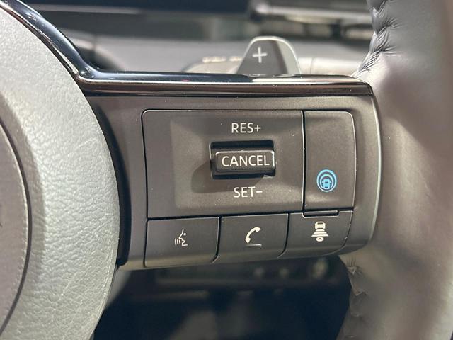 セレナ ハイウェイスターＶ　禁煙車　後席モニター　両側パワスラ　１２型ナビ　全周囲カメラ　プロパイロット　ブラインドスポットモニター　シートヒーター　インテリジェントミラー　ＥＴＣ　フルセグ　オートハイビーム　クリアランスソナー（7枚目）