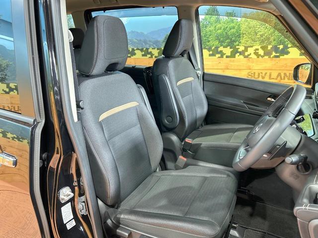 セレナ ハイウェイスターＶ　禁煙車　後席モニター　両側パワスラ　１２型ナビ　全周囲カメラ　プロパイロット　ブラインドスポットモニター　シートヒーター　インテリジェントミラー　ＥＴＣ　フルセグ　オートハイビーム　クリアランスソナー（9枚目）