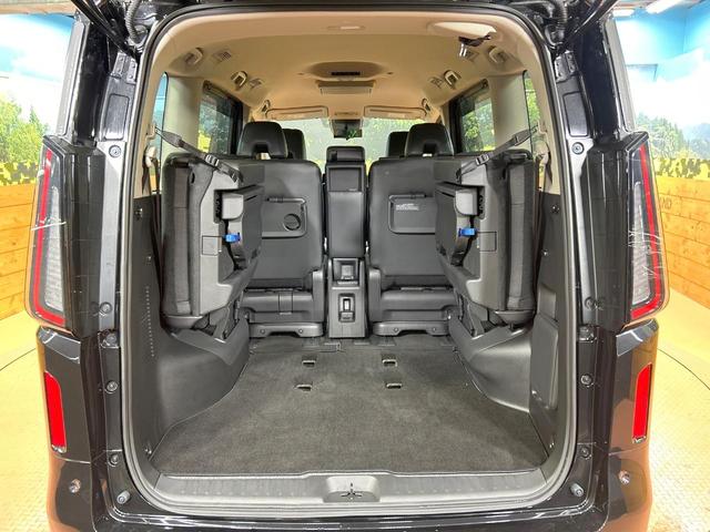 セレナ ハイウェイスターＶ　禁煙車　後席モニター　両側パワスラ　１２型ナビ　全周囲カメラ　プロパイロット　ブラインドスポットモニター　シートヒーター　インテリジェントミラー　ＥＴＣ　フルセグ　オートハイビーム　クリアランスソナー（40枚目）