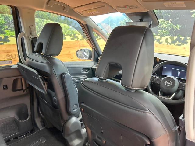 セレナ ハイウェイスターＶ　禁煙車　後席モニター　両側パワスラ　１２型ナビ　全周囲カメラ　プロパイロット　ブラインドスポットモニター　シートヒーター　インテリジェントミラー　ＥＴＣ　フルセグ　オートハイビーム　クリアランスソナー（43枚目）