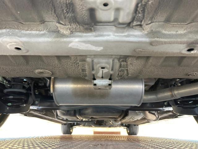 ステップワゴンスパーダ Ｚ　禁煙車　フリップダウンモニター　両側電動ドア　純正ナビ　フルセグ　バックカメラ　純正１７インチアルミホイール　オートエアコン　ＨＩＤヘッドライト　キーレスエントリー　ＥＴＣ（20枚目）