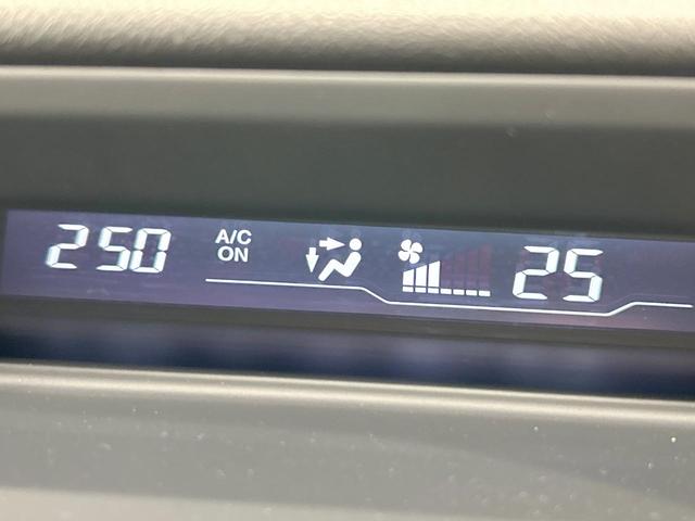 ステップワゴンスパーダ Ｚ　禁煙車　フリップダウンモニター　両側電動ドア　純正ナビ　フルセグ　バックカメラ　純正１７インチアルミホイール　オートエアコン　ＨＩＤヘッドライト　キーレスエントリー　ＥＴＣ（45枚目）