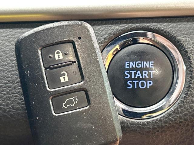 ハリアー プレミアム　アドバンスドパッケージ　スタイルモーヴ　禁煙車　ＪＢＬサウンド　全周囲カメラ　純正９型ナビ　トヨタセーフティセンス　クリアランスソナー　レーダークルーズ　メモリーパワーシート　電動リアゲート　純正１８インチＡＷ　ハーフレザーシート　ＥＴＣ（42枚目）