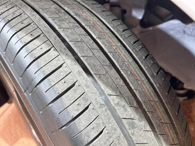 セレナ ハイウェイスターＶ　登録済未使用車　純正１２型ナビ　全周囲カメラ　両側電動ドア　インテリジェントルームミラー　プロパイロット　ブラインドスポットモニター　ＥＴＣ　駐車支援システム　コーナーセンサー　アイドリングストップ（22枚目）