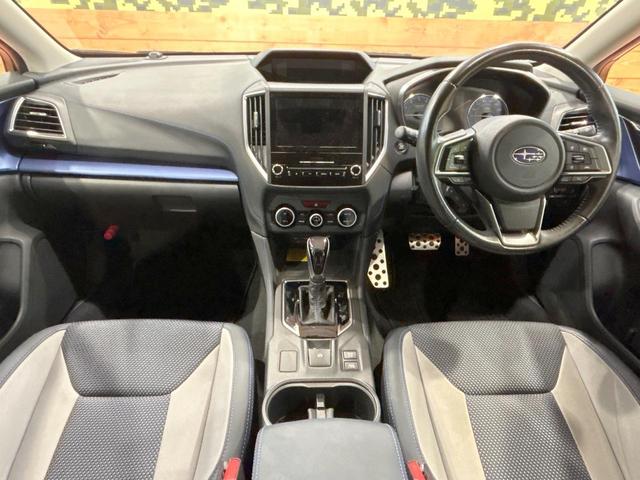 ＸＶ アドバンス　禁煙　純正８型ナビ　バックカメラ　サイドカメラ　ブラインドスポットモニター　レーダークルーズコントロール　パドルシフト　フルセグ　ＤＶＤ＆ＣＤ　ＥＴＣ　コーナーセンサー　パワーシート　ハーフレザー（2枚目）