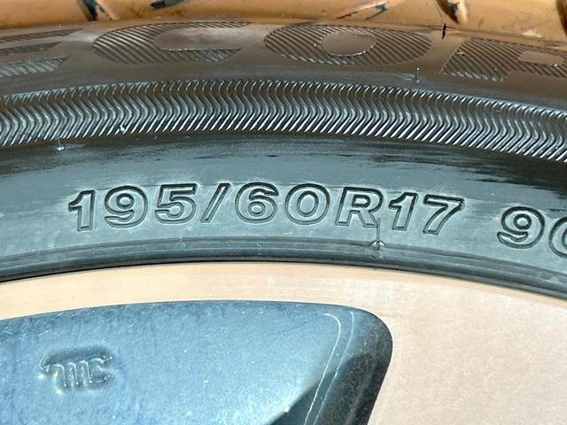 ライズ Ｚ　禁煙車　全周囲カメラ　純正９型ナビ　スマートアシスト　ブラインドスポットモニター　クリアランスソナー　レーダークルーズ　ＬＥＤヘッドライト　シートヒーター　純正１７インチＡＷ　オートエアコン　ＥＴＣ（25枚目）