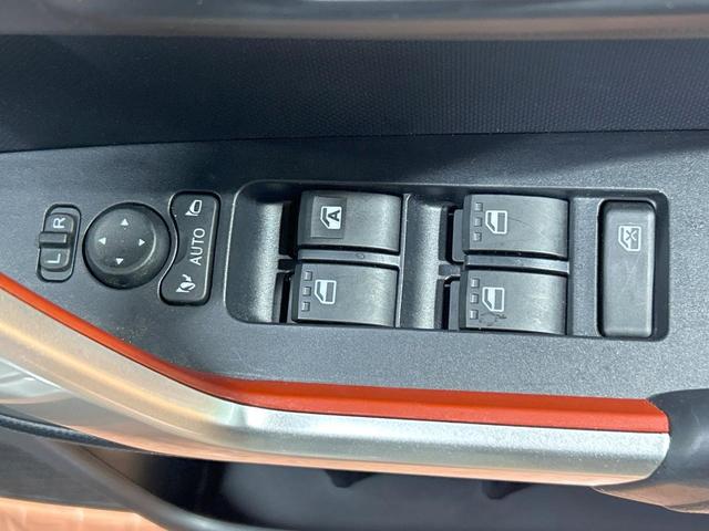 ライズ Ｚ　禁煙車　全周囲カメラ　純正９型ナビ　スマートアシスト　ブラインドスポットモニター　クリアランスソナー　レーダークルーズ　ＬＥＤヘッドライト　シートヒーター　純正１７インチＡＷ　オートエアコン　ＥＴＣ（38枚目）