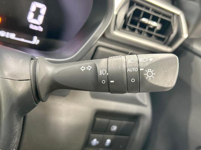 ライズ Ｚ　禁煙車　全周囲カメラ　純正９型ナビ　スマートアシスト　ブラインドスポットモニター　クリアランスソナー　レーダークルーズ　ＬＥＤヘッドライト　シートヒーター　純正１７インチＡＷ　オートエアコン　ＥＴＣ（41枚目）