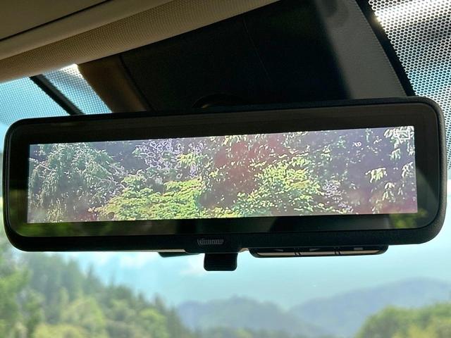 ＲＡＶ４ Ｇ　Ｚパッケージ　禁煙車　モデリスタエアロ　９型ナビ　バックカメラ　レーダークルーズ　デジタルインナーミラー　電動リアゲート　シートヒーター　パワーシート　ＥＴＣ　ステアリングヒーター　ブラインドスポットモニター（6枚目）