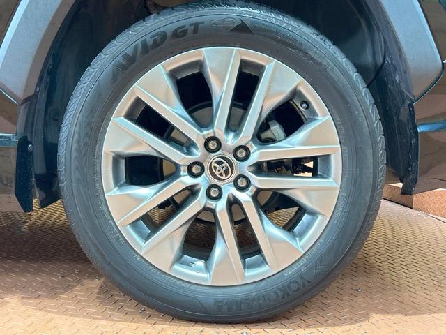ＲＡＶ４ Ｇ　Ｚパッケージ　禁煙車　モデリスタエアロ　９型ナビ　バックカメラ　レーダークルーズ　デジタルインナーミラー　電動リアゲート　シートヒーター　パワーシート　ＥＴＣ　ステアリングヒーター　ブラインドスポットモニター（23枚目）