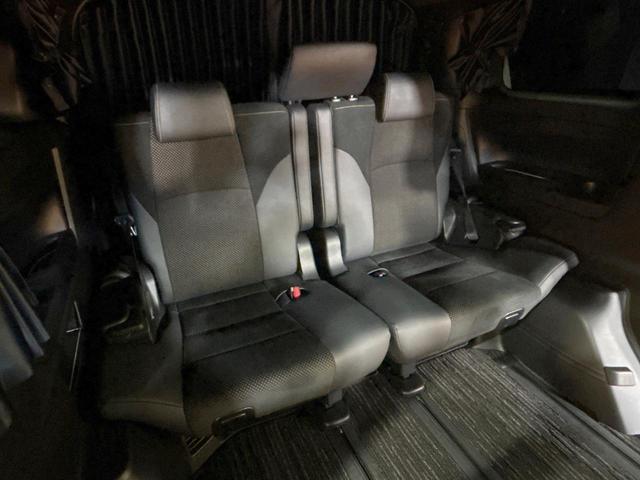 アルファード ２．５Ｓ　タイプゴールドＩＩ　禁煙車　後席モニター　デジタルインナーミラー　両側電動スライドドア　ブラインドスポットモニター　純正９型ディスプレイオーディオ　Ｂｌｕｅｔｏｏｔｈ再生　フルセグ　ＣＤ／ＤＶＤ再生　セーフティセンス（10枚目）