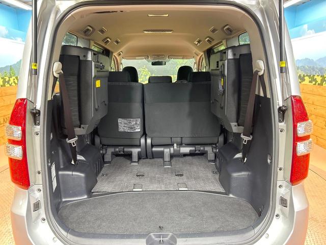 ノア Ｓｉ　禁煙車　電動スライドドア　純正ナビ　フルセグ　Ｂｌｕｅｔｏｏｔｈ再生　ＥＴＣ　ＣＤ／ＤＶＤ再生　バックカメラ　ＨＩＤヘッドライト　フォグ　電動格納ミラー　ドアバイザー　純正１６インチアルミ（11枚目）