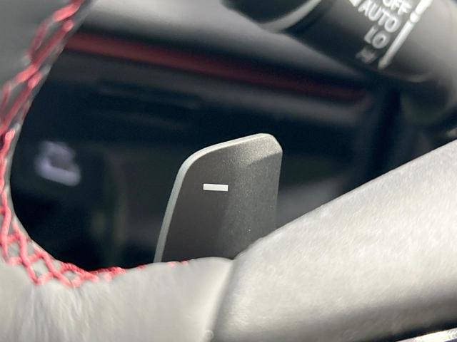 ヴェゼル e:HEV RS 登録済未使用車 純正9型ナビ マルチビューカメラシステム ホンダセンシング フルセグ Bluetooth再生 ブラインドスポットモニター 電動リアゲート LEDヘッドライト シートヒーター ETC(46枚目)