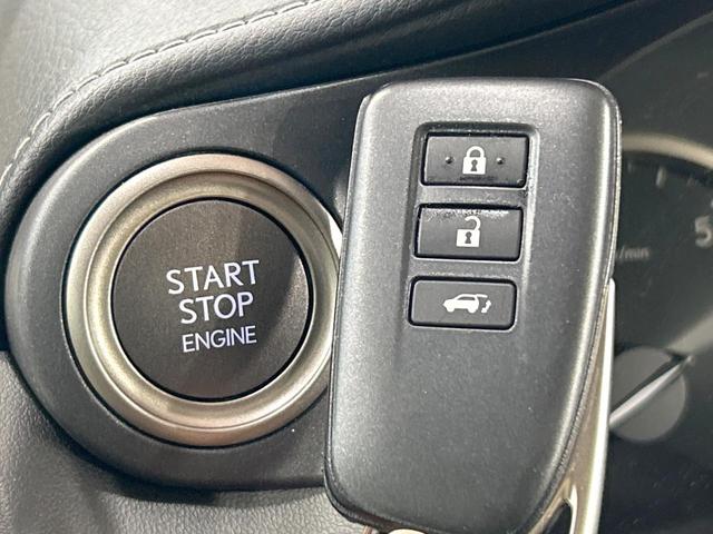 ＮＸ ＮＸ３００　バージョンＬ　禁煙車　１２型ナビ　全席シートヒーター　電動リアゲート　バック＆サイドカメラ　革シート　パワーシート　レーダークルーズ　レーンアシスト　３眼ＬＥＤヘッド　オートマチックハイビーム　ステアリングヒーター（35枚目）