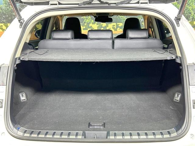 ＮＸ ＮＸ３００　バージョンＬ　禁煙車　１２型ナビ　全席シートヒーター　電動リアゲート　バック＆サイドカメラ　革シート　パワーシート　レーダークルーズ　レーンアシスト　３眼ＬＥＤヘッド　オートマチックハイビーム　ステアリングヒーター（64枚目）