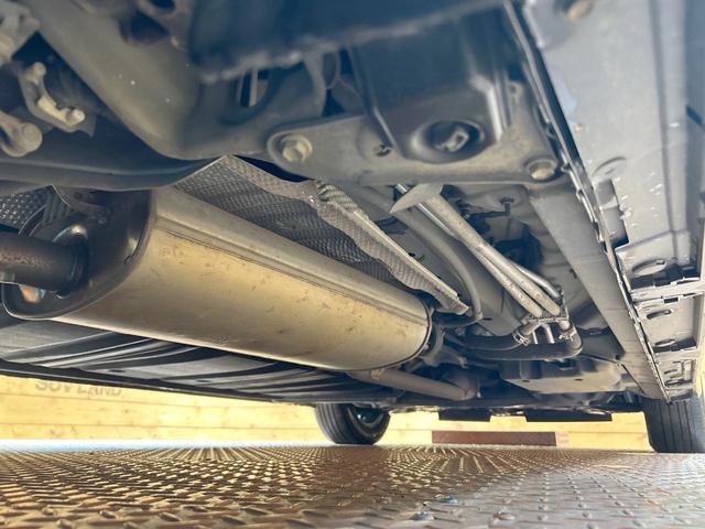 エスクァイア ハイブリッドＧｉ　禁煙車　後席モニター　１０型ナビ　バックカメラ　両側パワスラ　セーフティセンス　クルーズコントロール　ＥＴＣ　シートヒーター　ＬＥＤヘッド＆フォグ　オートハイビーム　１５インチアルミ　ダブルエアコン（57枚目）