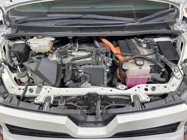 ヴォクシー ハイブリッドＺＳ　煌ＩＩＩ　禁煙車　フリップダウンモニター　両側電動ドア　シートヒーター　純正１０型ナビ　バックカメラ　クルーズコントロール　クリアランスソナー　ハーフレザーシート　フルセグＴＶ　純正１６インチＡＷ　ＥＴＣ（18枚目）
