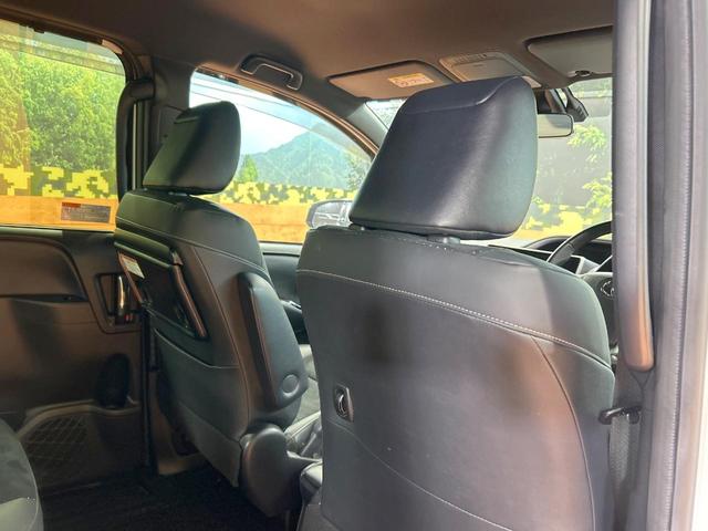 ヴォクシー ハイブリッドＺＳ　煌ＩＩＩ　禁煙車　フリップダウンモニター　両側電動ドア　シートヒーター　純正１０型ナビ　バックカメラ　クルーズコントロール　クリアランスソナー　ハーフレザーシート　フルセグＴＶ　純正１６インチＡＷ　ＥＴＣ（40枚目）