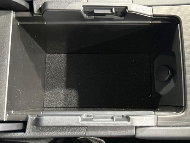 ハリアー Ｇ　禁煙車　純正ディスプレイオーディオ　デジタルインナーミラー　トヨタセーフティセンス　ブラインドスポットモニター　バックカメラ　Ｂｌｕｅｔｏｏｔｈ再生　ＬＥＤヘッドライト　パワーシート　ＥＴＣ（48枚目）