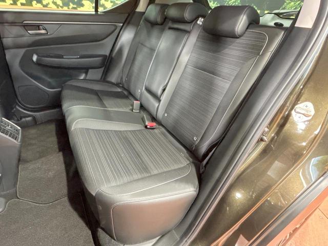 ＷＲ－Ｖ Ｚ　禁煙車　純正ディスプレイオーディオ　ホンダセンシング　Ｂｌｕｅｔｏｏｔｈ再生　バックカメラ　ＥＴＣ　アダプティブクルーズコントロール　レーンアシスト　パドルシフト　ＬＥＤヘッドライト（29枚目）