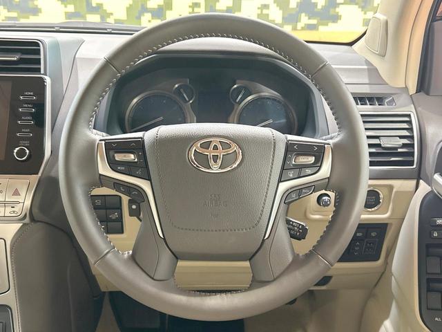 �y�����v�����X�e�A�����O�z�㎿�Ȋv���g�p���邱�ƂŁA��ɂ����������݂ƂĂ��^�]���₷���n���h���ł���