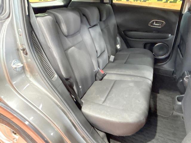 ヴェゼル ハイブリッドＸ・ホンダセンシング　禁煙車　純正ナビ　バックカメラ　レーダークルーズ　ＬＥＤヘッド　オートハイビーム　純正１６インチアルミ　スマートキー　ＥＴＣ　オートエアコン　パドルシフト　フルセグ　Ｂｌｕｅｔｏｏｔｈ再生（10枚目）