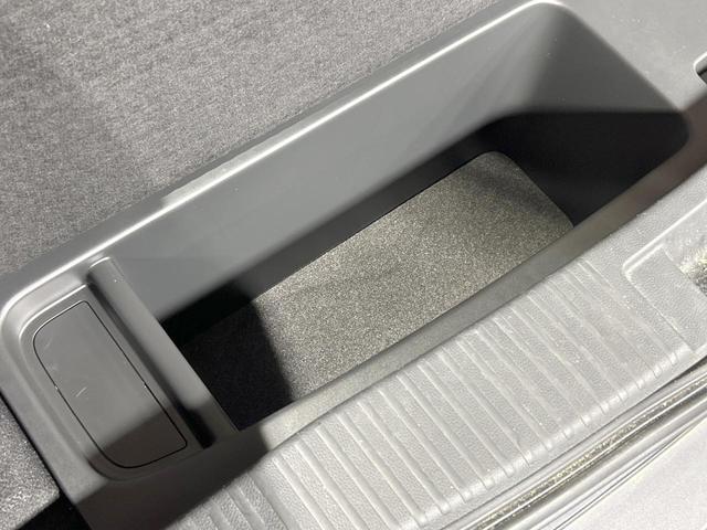 ヴェゼル ハイブリッドＸ・ホンダセンシング　禁煙車　純正ナビ　バックカメラ　レーダークルーズ　ＬＥＤヘッド　オートハイビーム　純正１６インチアルミ　スマートキー　ＥＴＣ　オートエアコン　パドルシフト　フルセグ　Ｂｌｕｅｔｏｏｔｈ再生（58枚目）