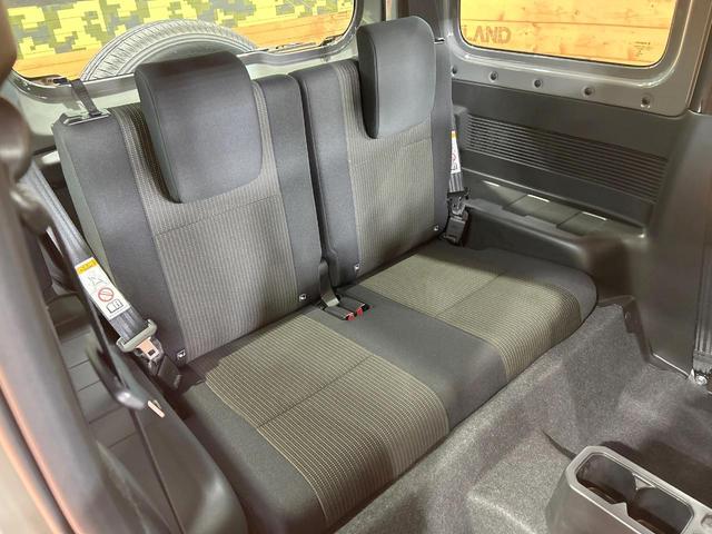 ジムニー ＸＣ　届出済未使用車　クルーズコントロール　スズキセーフティサポート　シートヒーター　クリアランスソナー　ＬＥＤヘッドライト　純正１６インチアルミホイール　オートハイビーム　オートエアコン（10枚目）