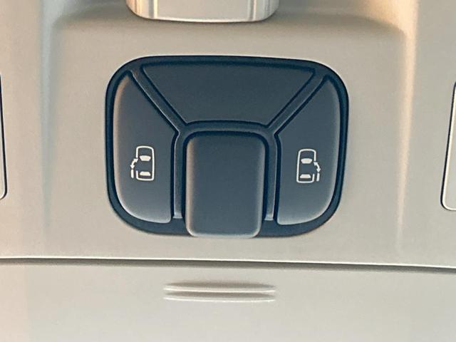 ヴェルファイア ２．４Ｚ　禁煙車　後席モニター　両側パワスラ　ＳＤナビ　バックカメラ　ＨＩＤヘッド　ＥＴＣ　クリアランスソナー　オートライト　オットマン　ダブルエアコン　１９インチアルミ　フォグランプ（4枚目）