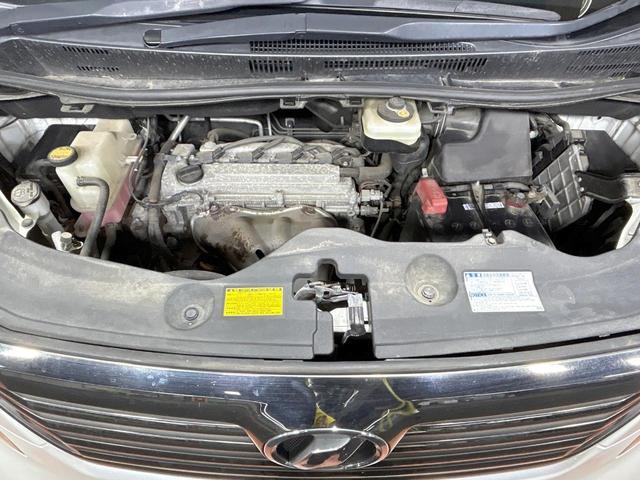 ヴェルファイア ２．４Ｚ　禁煙車　後席モニター　両側パワスラ　ＳＤナビ　バックカメラ　ＨＩＤヘッド　ＥＴＣ　クリアランスソナー　オートライト　オットマン　ダブルエアコン　１９インチアルミ　フォグランプ（19枚目）