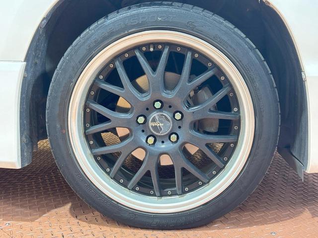 ヴェルファイア ２．４Ｚ　禁煙車　後席モニター　両側パワスラ　ＳＤナビ　バックカメラ　ＨＩＤヘッド　ＥＴＣ　クリアランスソナー　オートライト　オットマン　ダブルエアコン　１９インチアルミ　フォグランプ（26枚目）