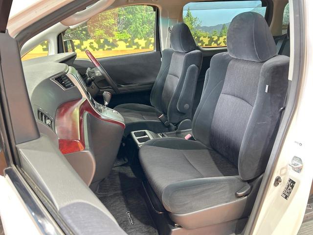 ヴェルファイア ２．４Ｚ　禁煙車　後席モニター　両側パワスラ　ＳＤナビ　バックカメラ　ＨＩＤヘッド　ＥＴＣ　クリアランスソナー　オートライト　オットマン　ダブルエアコン　１９インチアルミ　フォグランプ（34枚目）