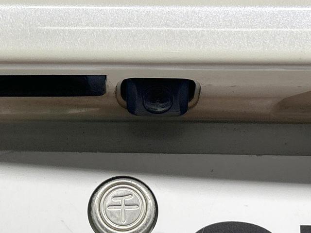 ヴェルファイア ２．４Ｚ　禁煙車　後席モニター　両側パワスラ　ＳＤナビ　バックカメラ　ＨＩＤヘッド　ＥＴＣ　クリアランスソナー　オートライト　オットマン　ダブルエアコン　１９インチアルミ　フォグランプ（36枚目）