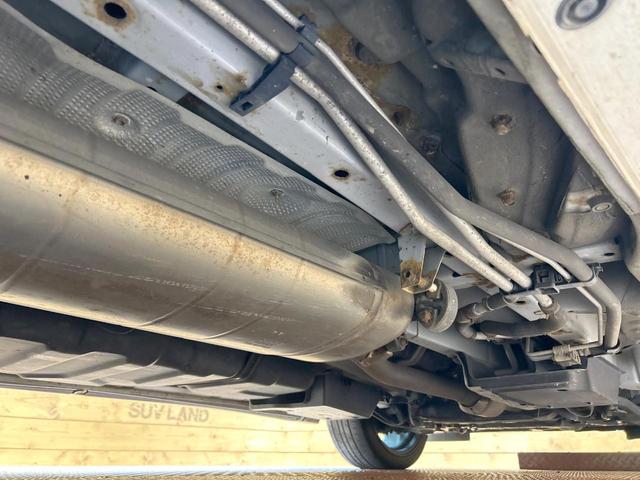 ヴェルファイア ２．４Ｚ　禁煙車　後席モニター　両側パワスラ　ＳＤナビ　バックカメラ　ＨＩＤヘッド　ＥＴＣ　クリアランスソナー　オートライト　オットマン　ダブルエアコン　１９インチアルミ　フォグランプ（38枚目）