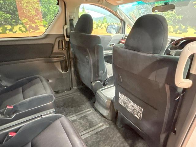 ヴェルファイア ２．４Ｚ　禁煙車　後席モニター　両側パワスラ　ＳＤナビ　バックカメラ　ＨＩＤヘッド　ＥＴＣ　クリアランスソナー　オートライト　オットマン　ダブルエアコン　１９インチアルミ　フォグランプ（42枚目）