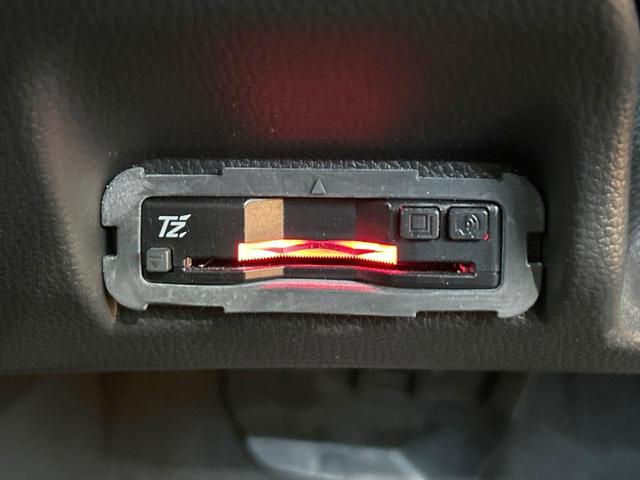 ヴェゼル Ｇ　禁煙車　９型ナビ　バックカメラ　ホンダセンシング　レーダークルーズ　ＬＥＤヘッド＆フォグ　オートハイビーム　ＥＴＣ　クリアランスソナー　ダウンヒルアシスト　オートブレーキホールド　スマートキー（6枚目）