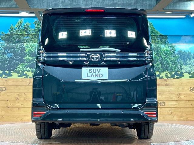 ヴォクシー Ｓ－Ｚ　禁煙車　後席モニター　ディスプレイオーディオプラス　トヨタチームメイト　全周囲カメラ　４ＷＤ　シートヒーター　ハーフレザー　ＬＥＤヘッド　ブラインドスポットモニター　オートハイビーム　ＥＴＣ（16枚目）